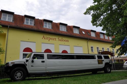 Hotel 4 Hufen Grossziethen Exterior photo